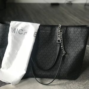 Michael Kors Tote👜